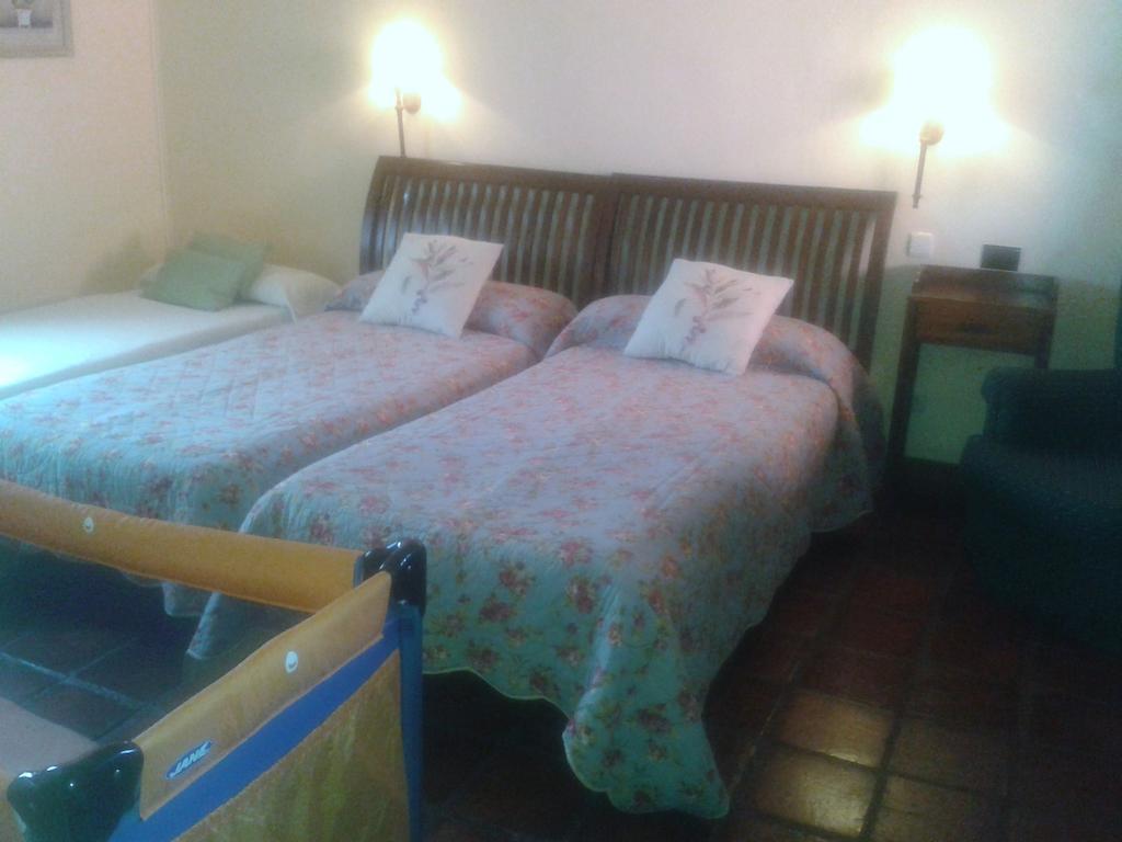 Hotel Los Rastrojos Aranda de Duero Zimmer foto