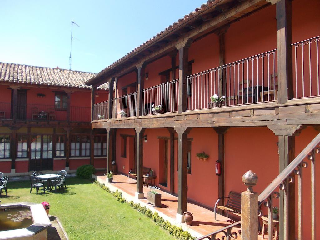 Hotel Los Rastrojos Aranda de Duero Exterior foto
