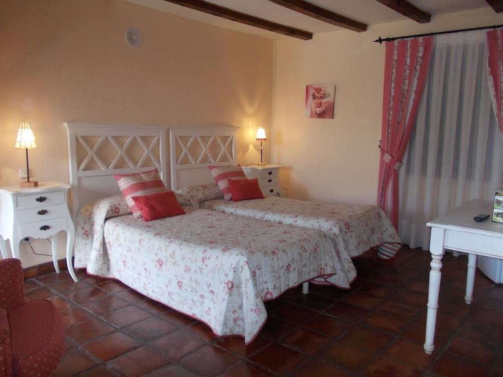 Hotel Los Rastrojos Aranda de Duero Zimmer foto